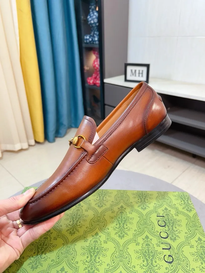 Men's shoes 💰500🌹🌹【GUCCI】The most popular classic Gucci leather shoes. Synchronized with the official website, the upper is made of Italian first-layer cowhide ➕cowhide lining, with unique brand and unique craftsmanship. Highlighting the hot style of the new year. Stop hesitating, stop wandering, get it now. Number: 38--44